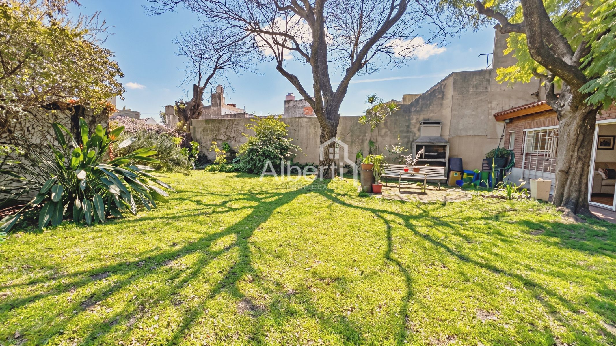 VENTA CHALET 4 AMBIENTES EN HAEDO NORTE CON GRAN PARQUE. - 33