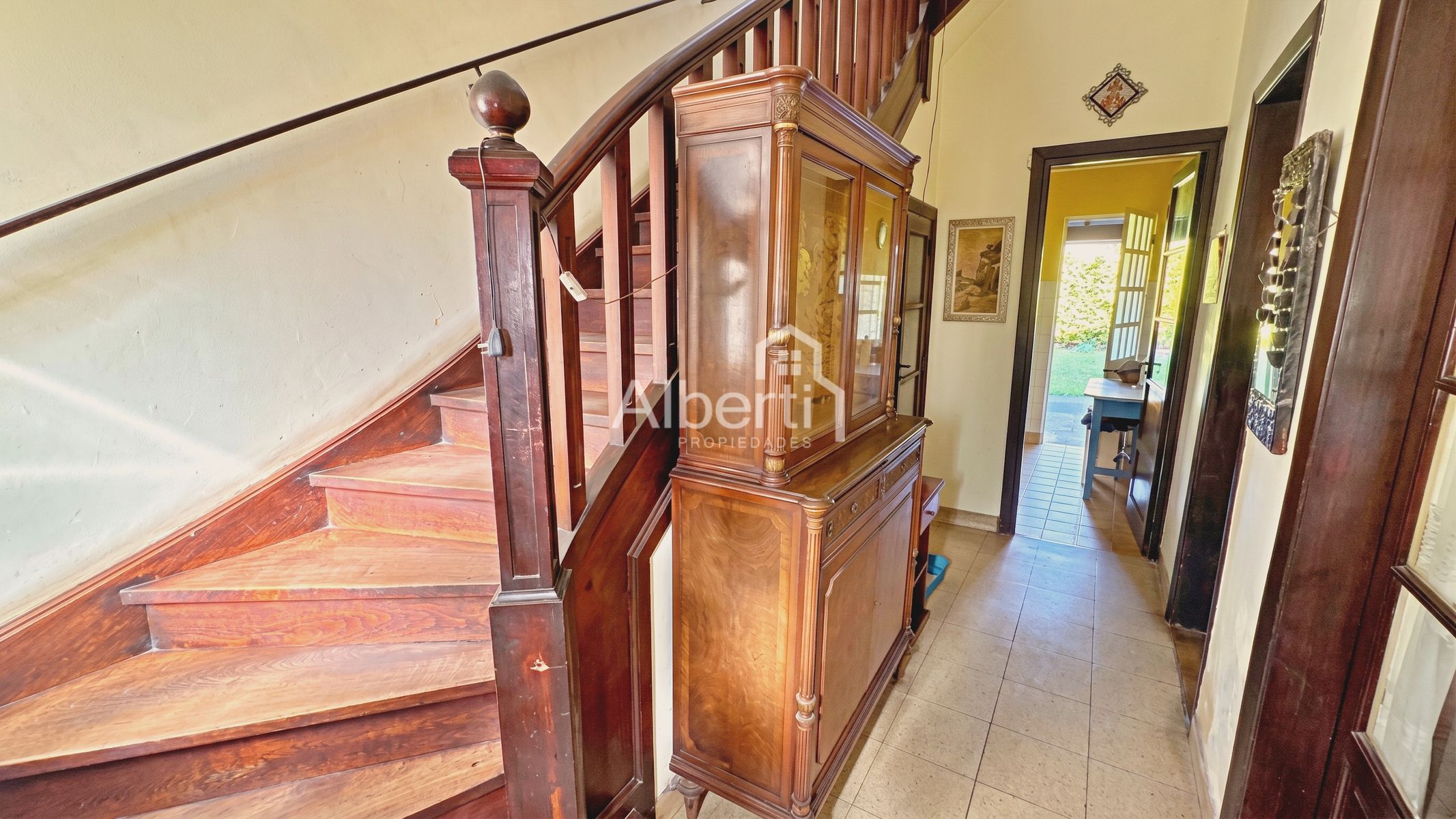 VENTA PROPIEDAD 4 AMBIENTES EN HAEDO CHICO CON PARQUE. — foto 4