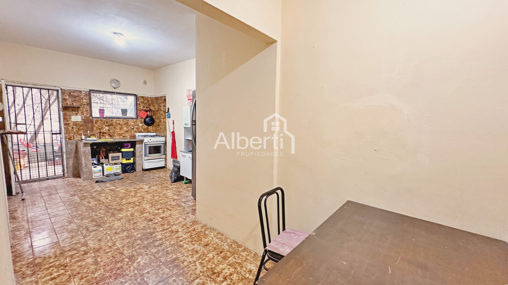 VENTA CASA P.H. 4 AMBIENTES EN EL PALOMAR CON PATIO. - 4