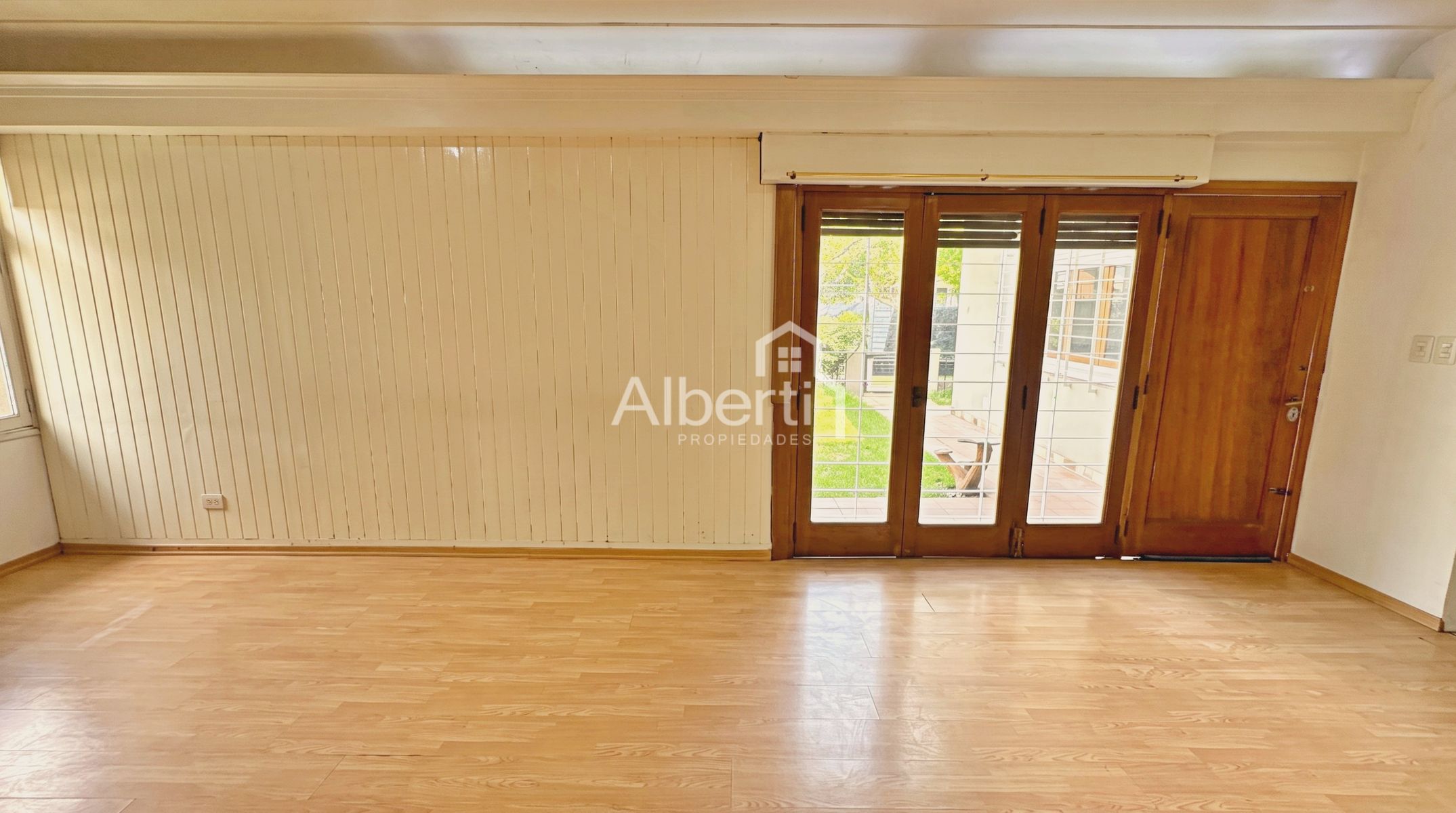 ALQUILER CASA 3 AMBIENTES CON PARQUE EN HAEDO NORTE - BARRIO GÜEMES. — foto 9