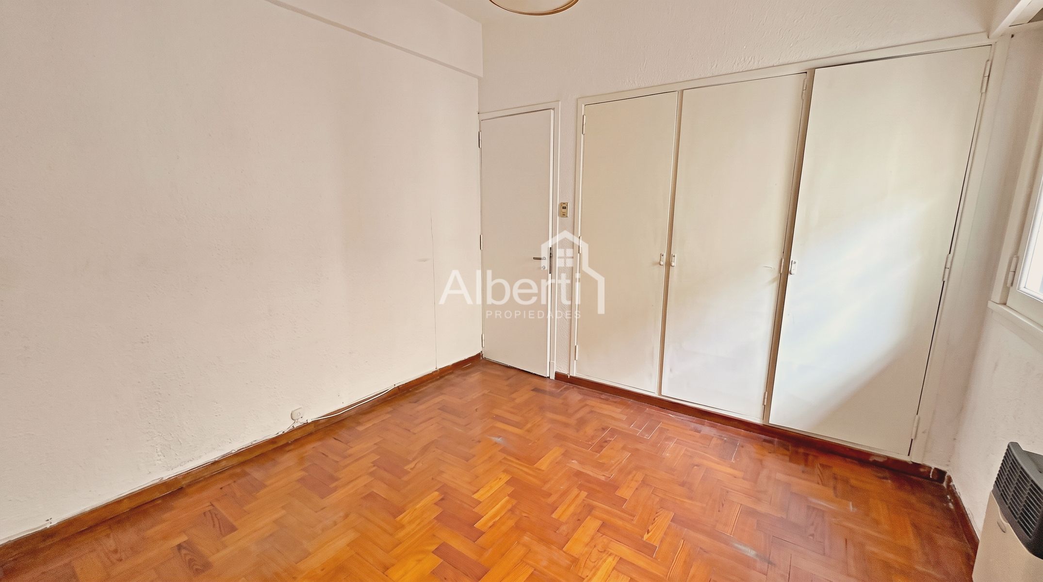 ALQUILER CASA 3 AMBIENTES CON PARQUE EN HAEDO NORTE - BARRIO GÜEMES. - 16