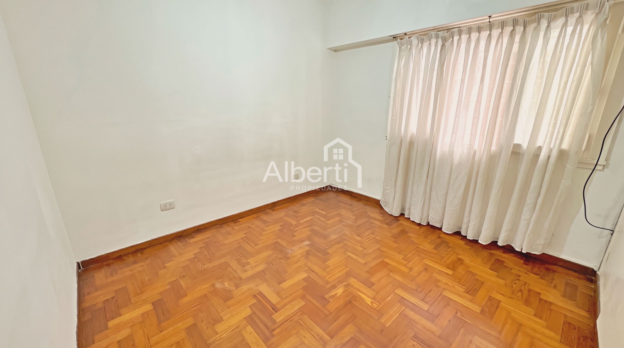 ALQUILER CASA 3 AMBIENTES CON PARQUE EN HAEDO NORTE - BARRIO GÜEMES. - 17