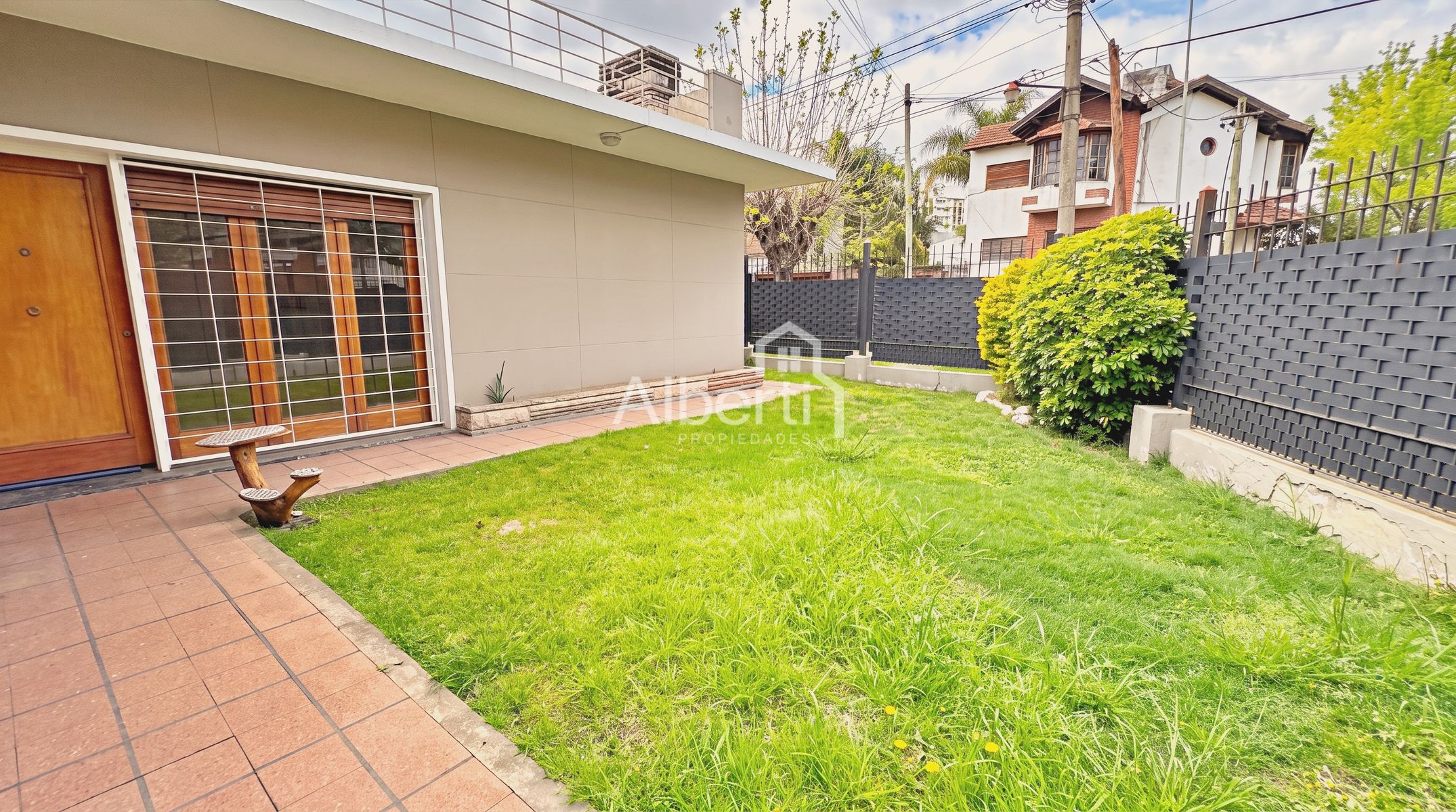 ALQUILER CASA 3 AMBIENTES CON PARQUE EN HAEDO NORTE - BARRIO GÜEMES. - 23