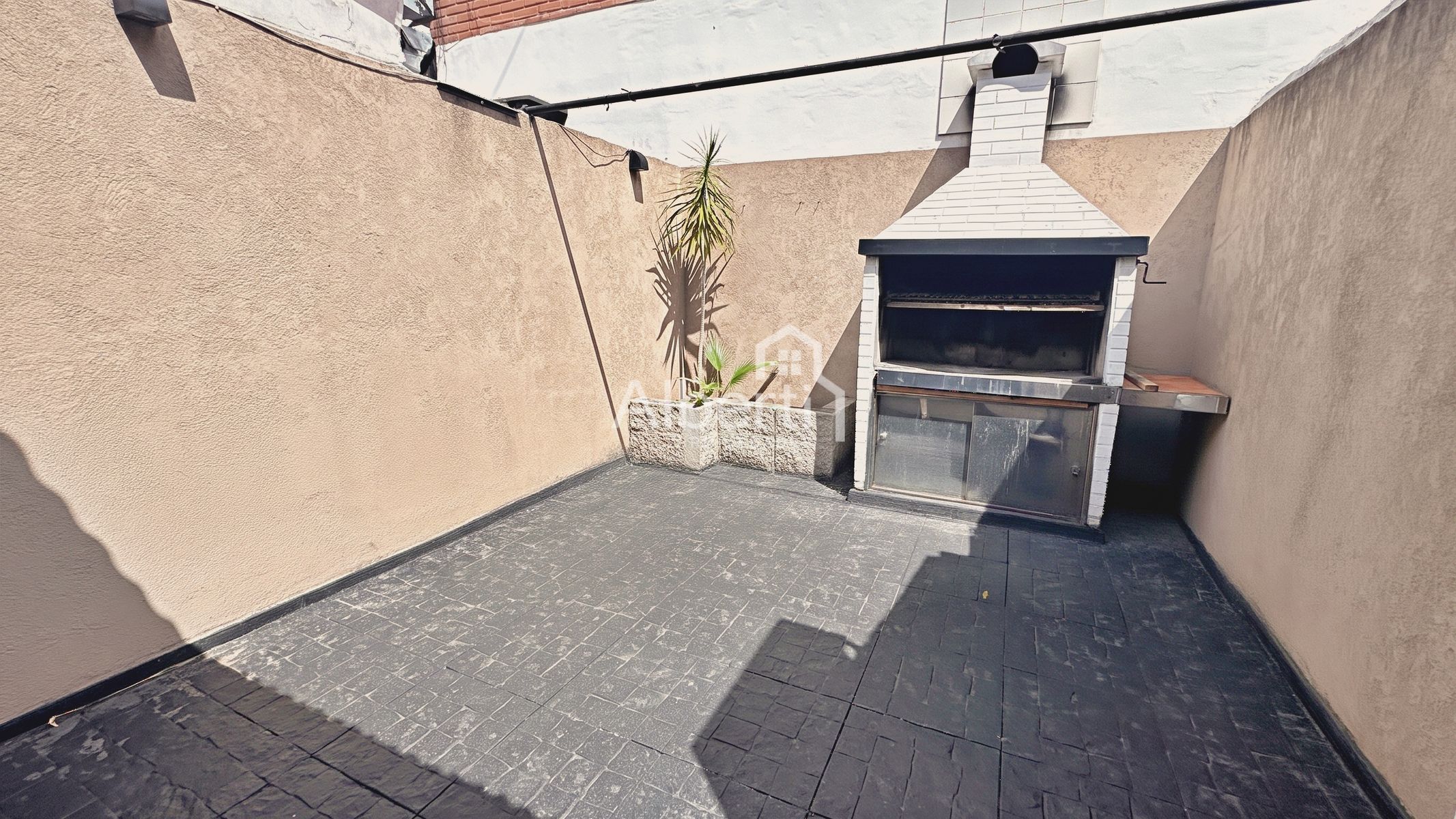 VENTA TRIPLEX 4 AMBIENTES EN HAEDO SUR CON PATIO. — foto 10