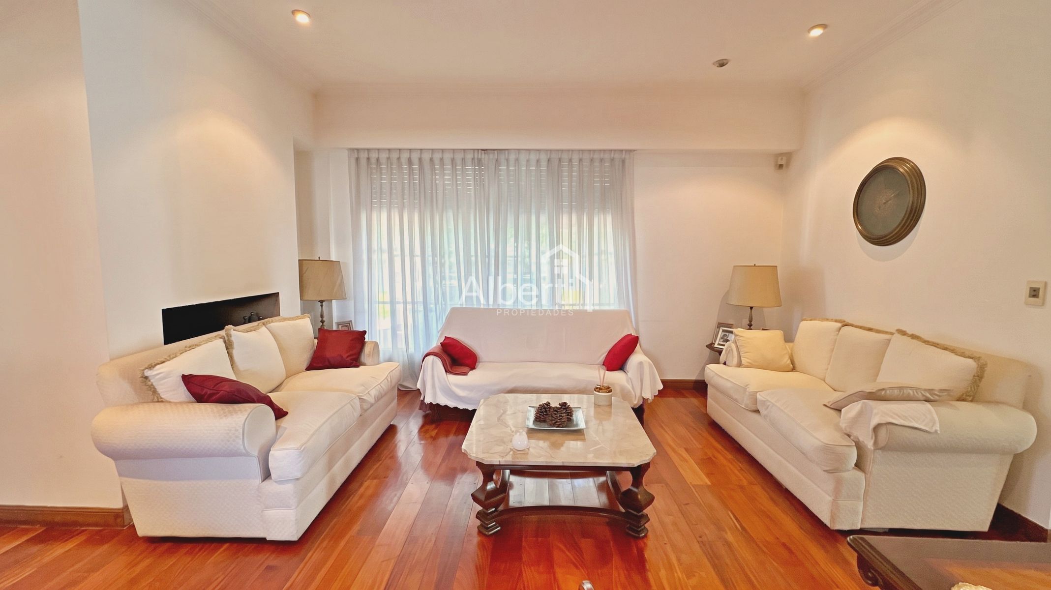 VENTA PROPIEDAD 5 AMBIENTES DE CATEGORÍA EN HAEDO CHICO. - 5