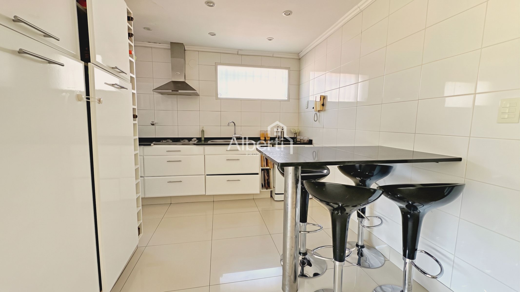 VENTA PROPIEDAD 5 AMBIENTES DE CATEGORÍA EN HAEDO CHICO. - 16