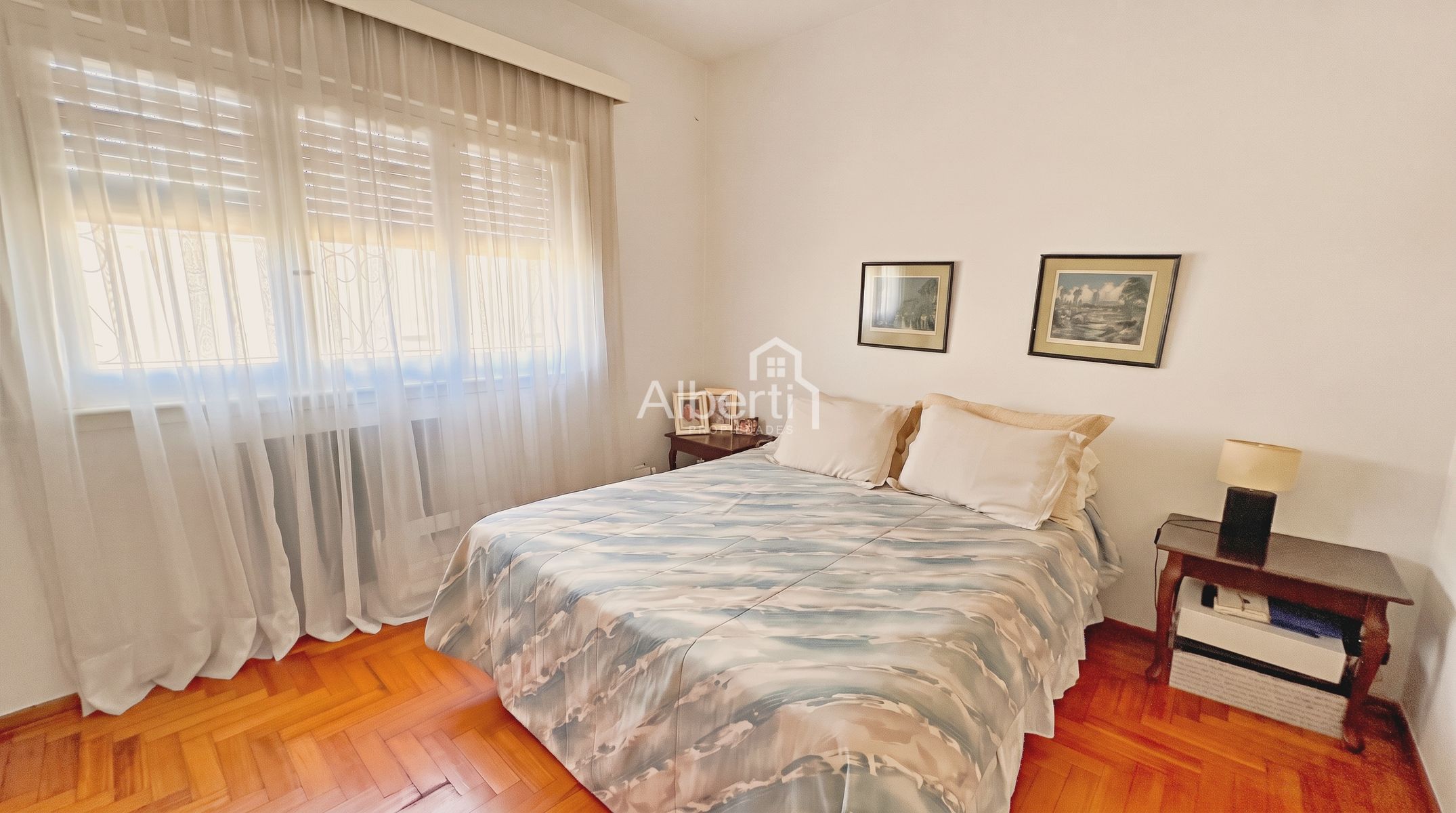 VENTA PROPIEDAD 5 AMBIENTES DE CATEGORÍA EN HAEDO CHICO. - 26