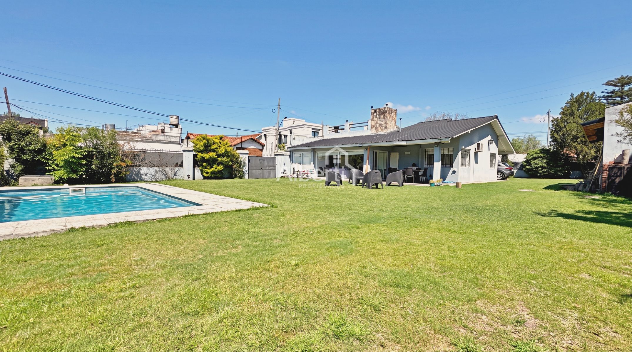 VENTA PROPIEDAD 5 AMBIENTES DE CATEGORÍA EN HAEDO CHICO. - 36