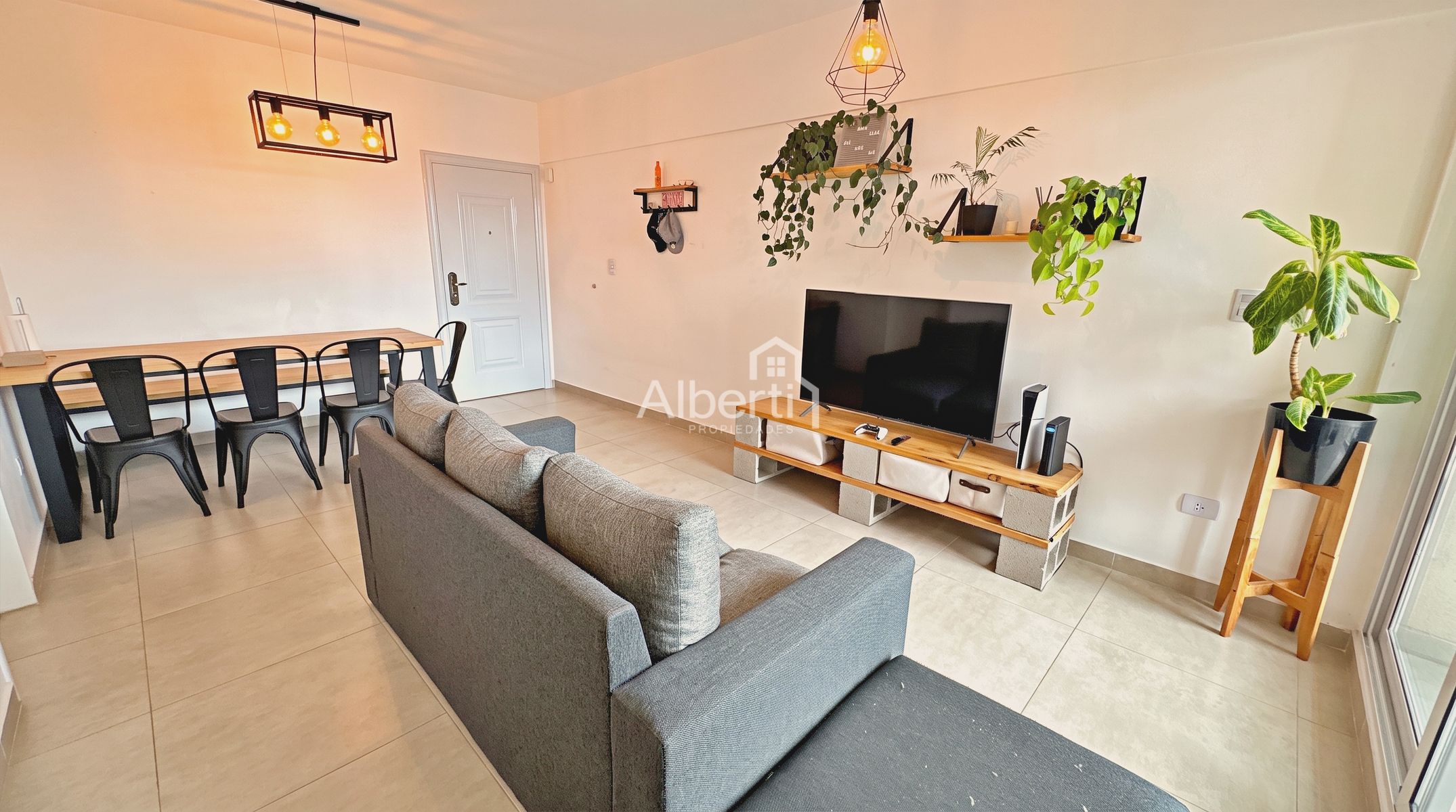 VENTA MODERNO DEPARTAMENTO 2 AMBIENTES CON COCHERA EN HAEDO NORTE. — foto 6