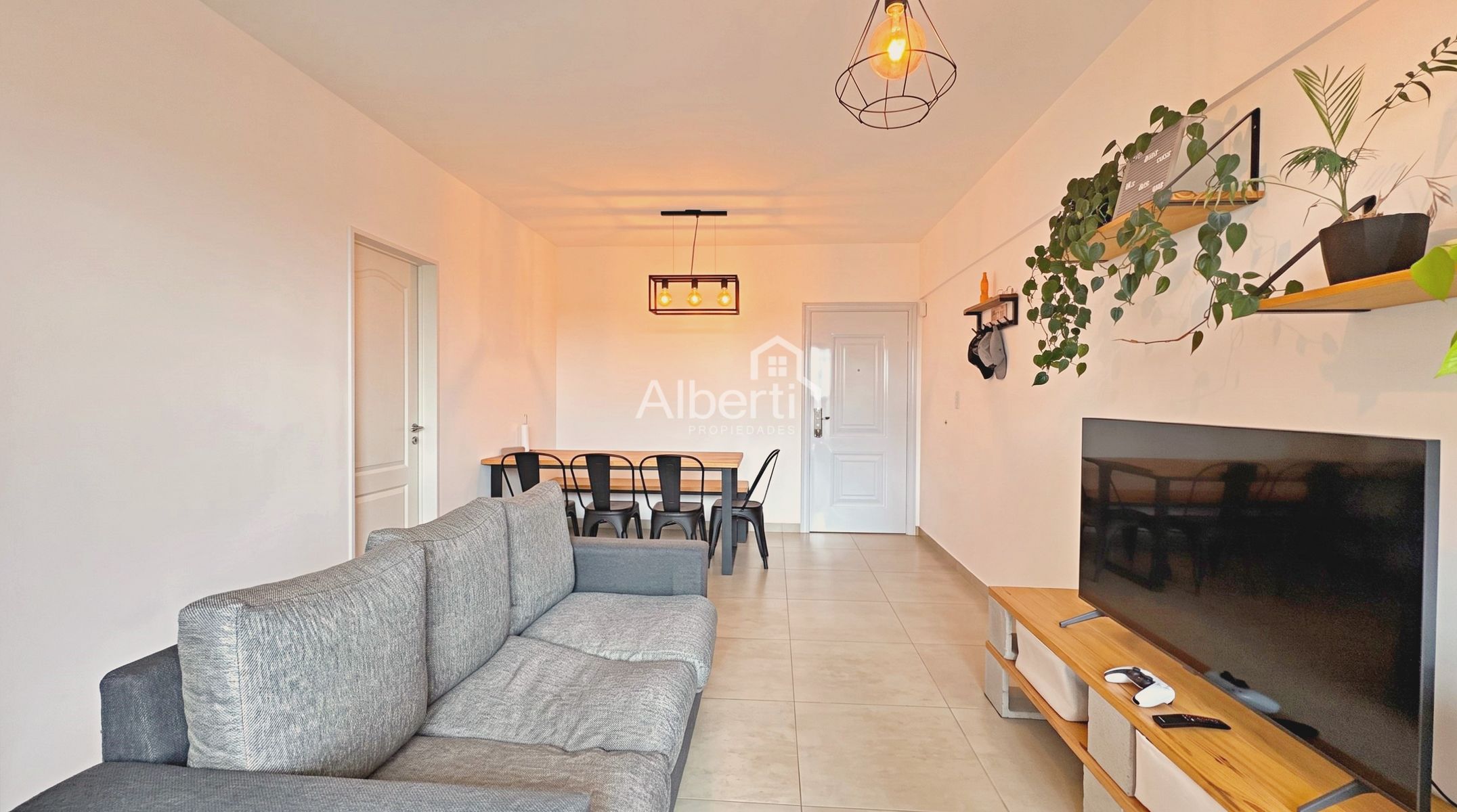 VENTA MODERNO DEPARTAMENTO 2 AMBIENTES CON COCHERA EN HAEDO NORTE. — foto 10