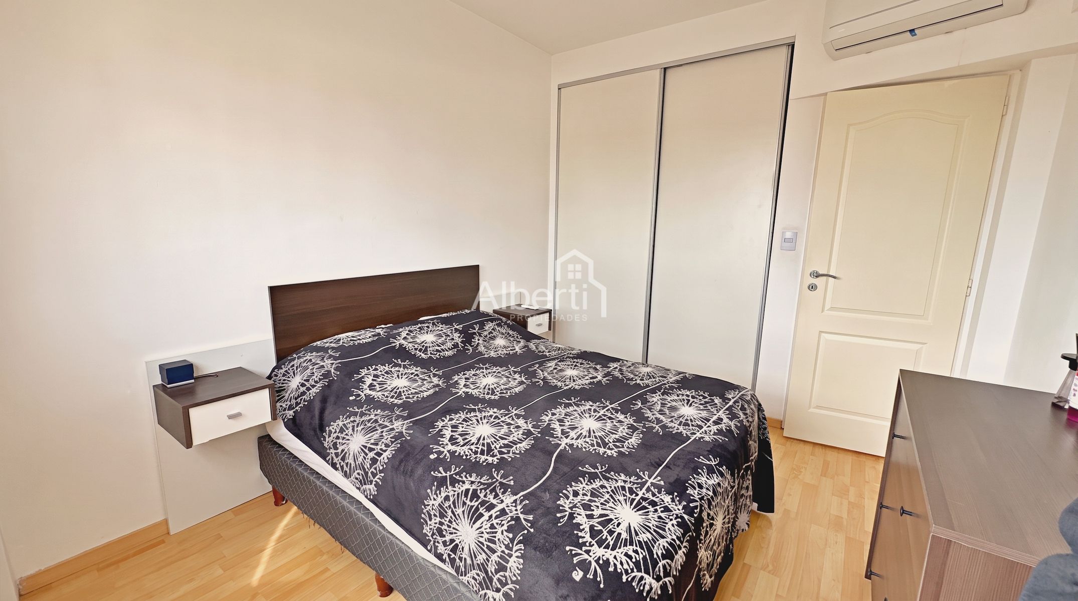 VENTA MODERNO DEPARTAMENTO 2 AMBIENTES CON COCHERA EN HAEDO NORTE. - 17