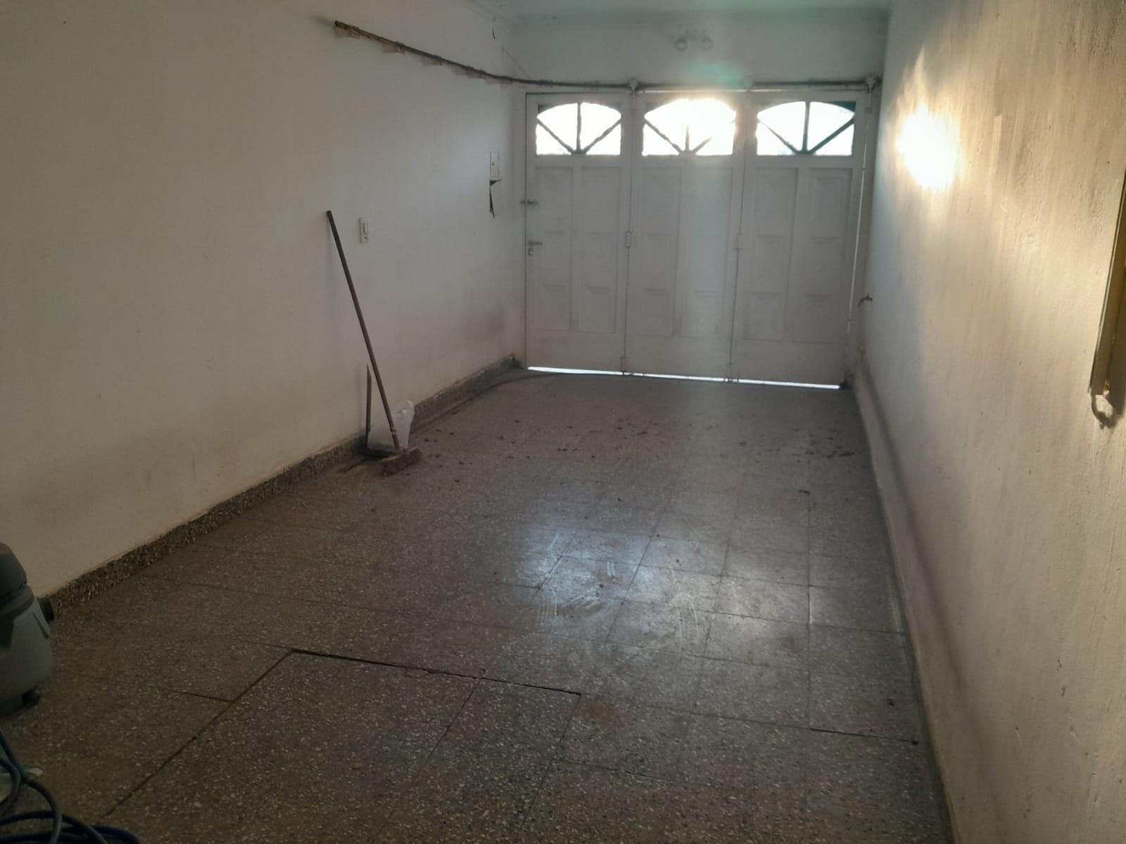 CASA AMPLIA EN BAHIA BLANCA — foto 6