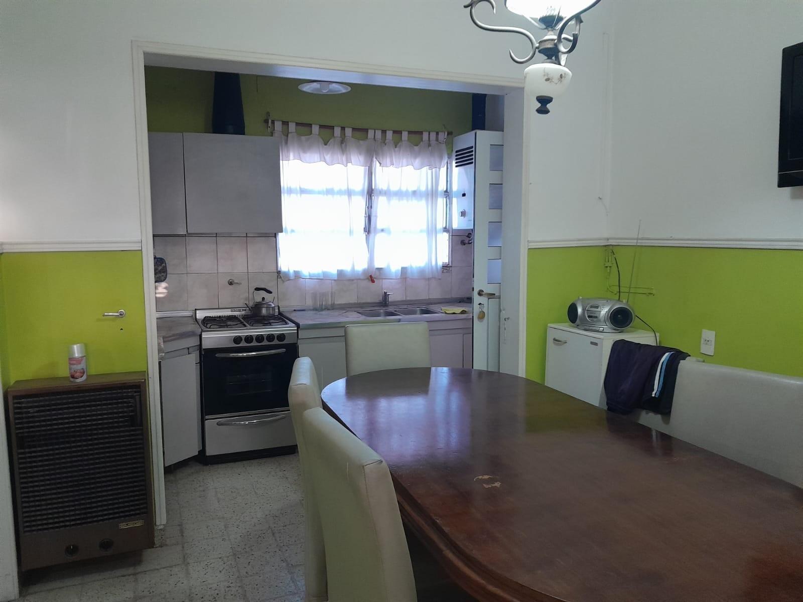 CASA AMPLIA EN BAHIA BLANCA — foto 7