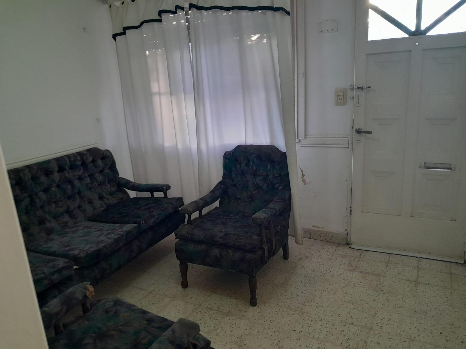 CASA AMPLIA EN BAHIA BLANCA — foto 8