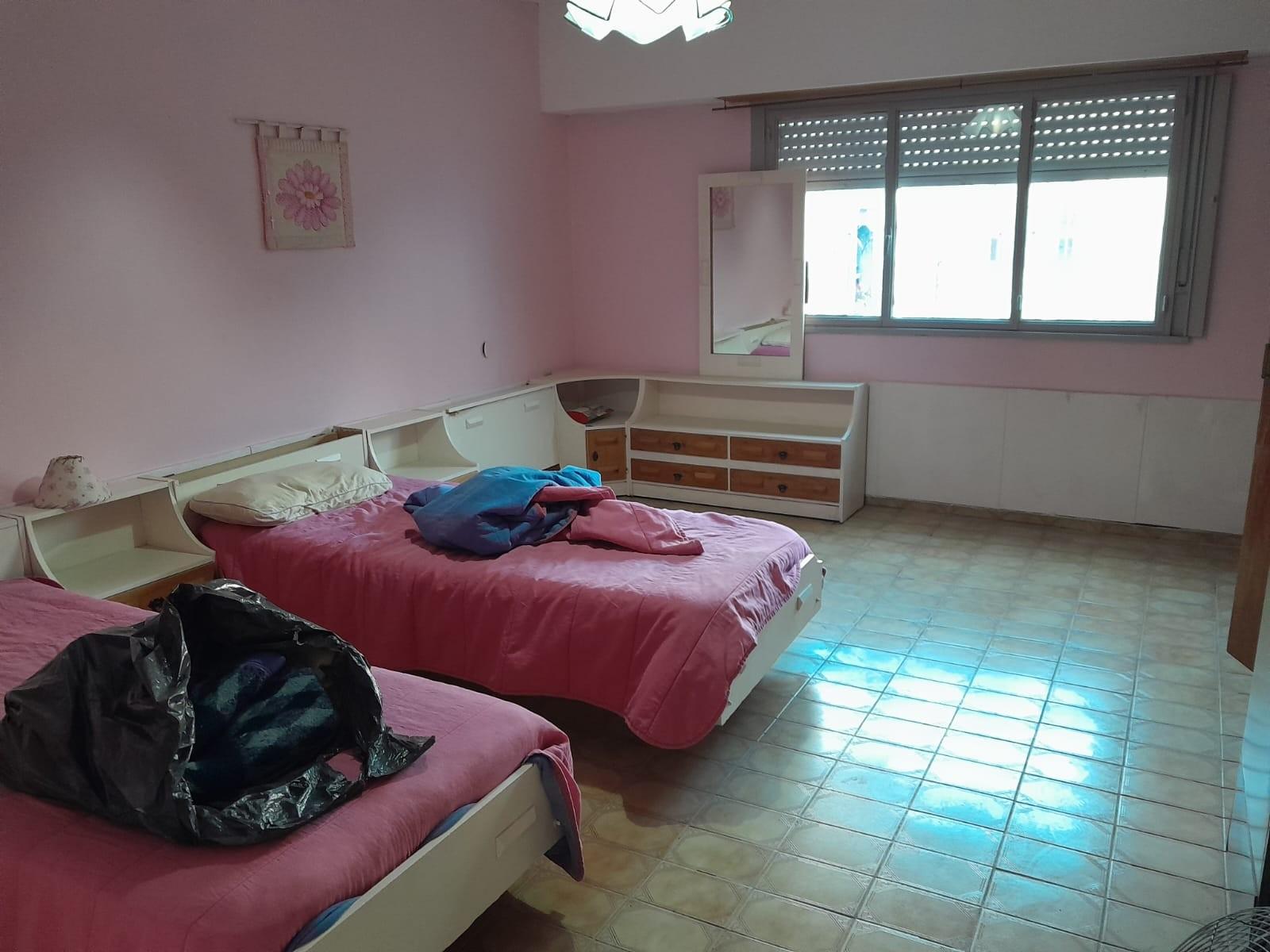 CASA AMPLIA EN BAHIA BLANCA — foto 10