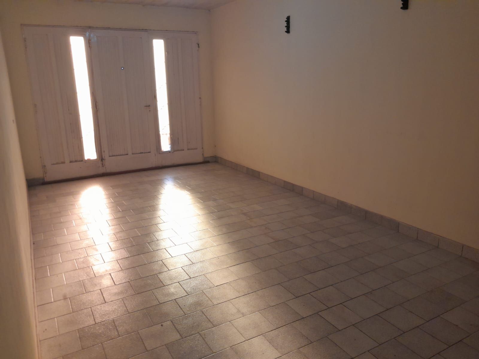 &quotVENTA&quot CASA AMPLIA EN EXCELENTE UBICACIÓN — foto 7