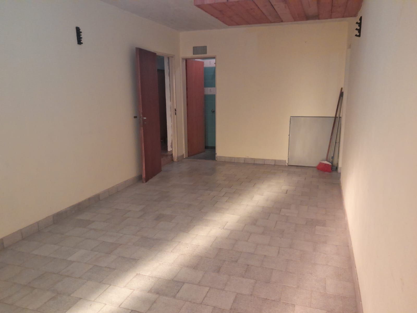 &quotVENTA&quot CASA AMPLIA EN EXCELENTE UBICACIÓN — foto 8