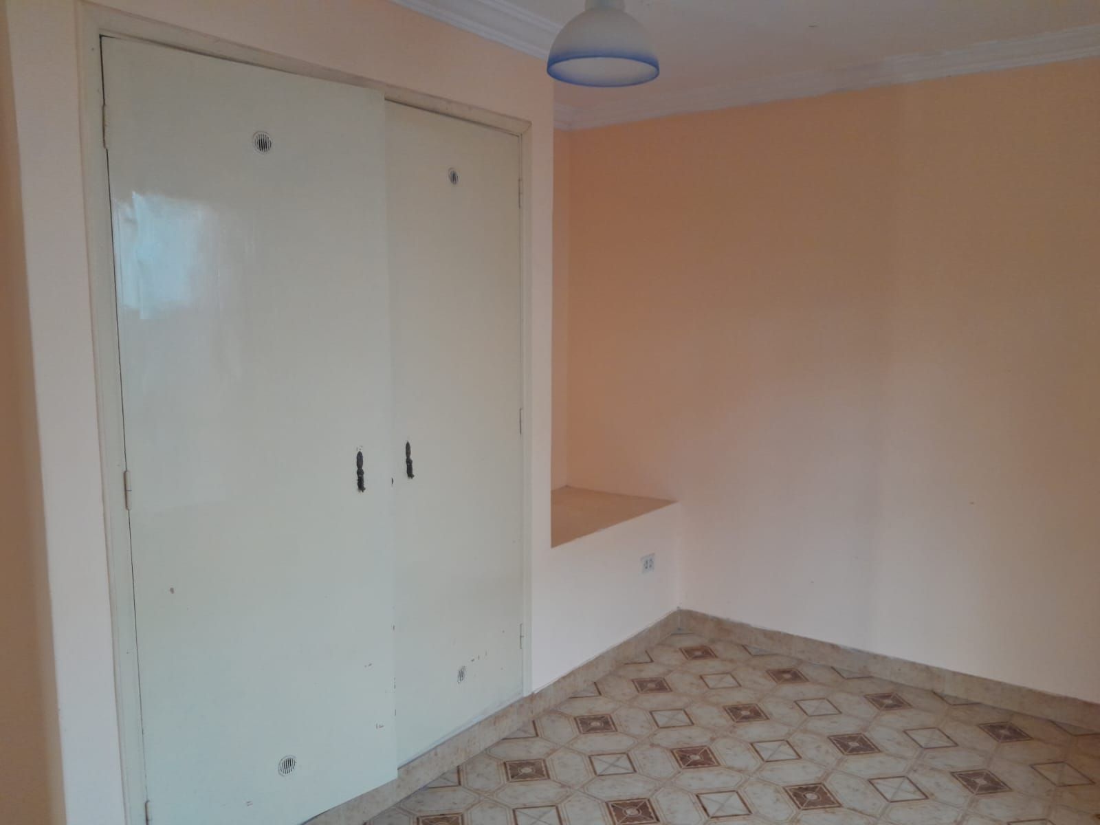 &quotVENTA&quot CASA AMPLIA EN EXCELENTE UBICACIÓN — foto 14