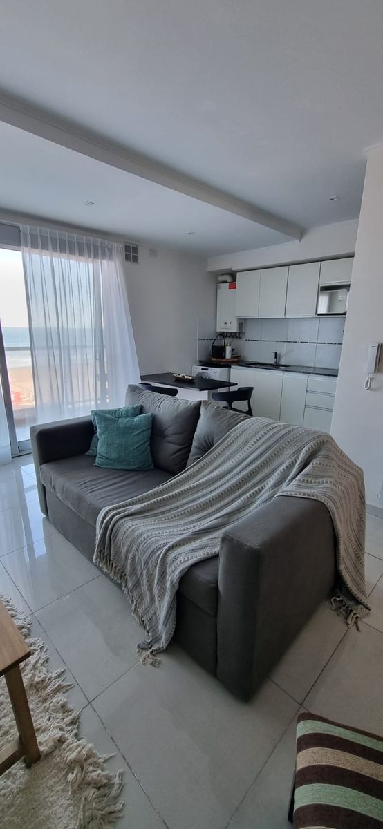 "VENTA" DEPARTAMENTO CON VISTA AL MAR - 3