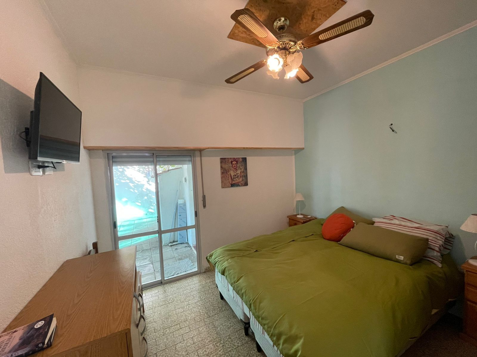 "VENTA" CASA FUNCIONAL Y CON MUY BUENOS ESPACIOS - 4