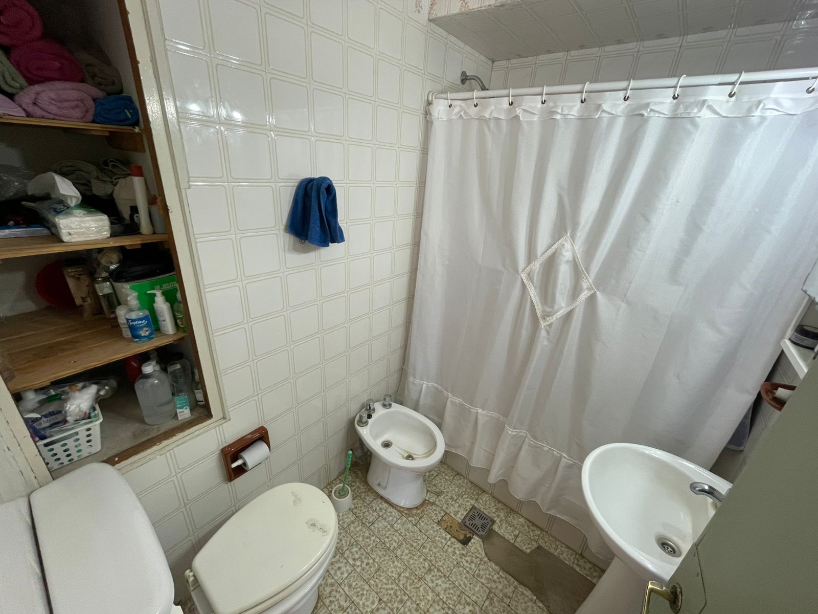 "VENTA" CASA FUNCIONAL Y CON MUY BUENOS ESPACIOS - 5
