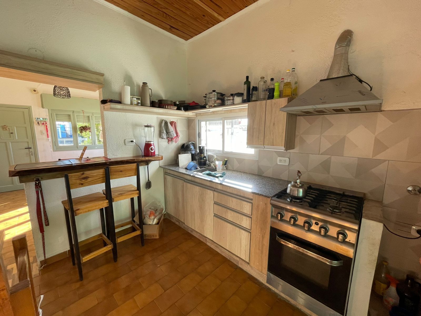 "VENTA" CASA FUNCIONAL Y CON MUY BUENOS ESPACIOS - 6