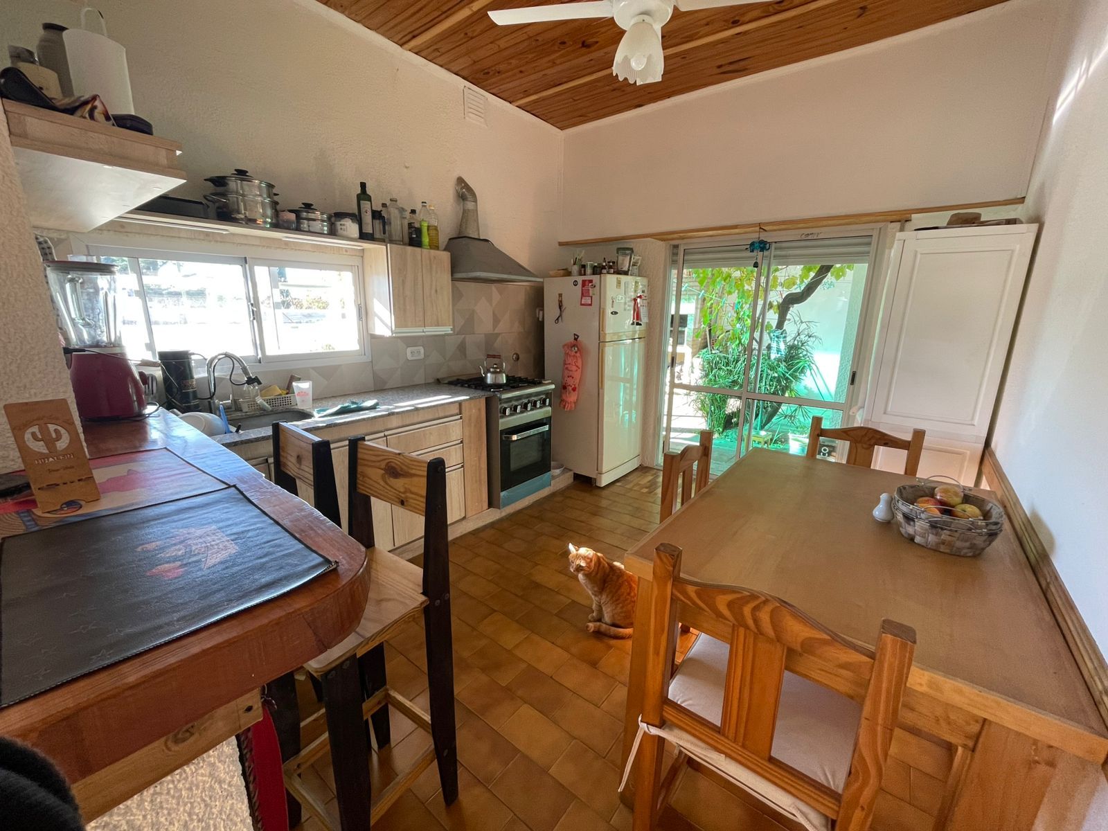 "VENTA" CASA FUNCIONAL Y CON MUY BUENOS ESPACIOS - 8