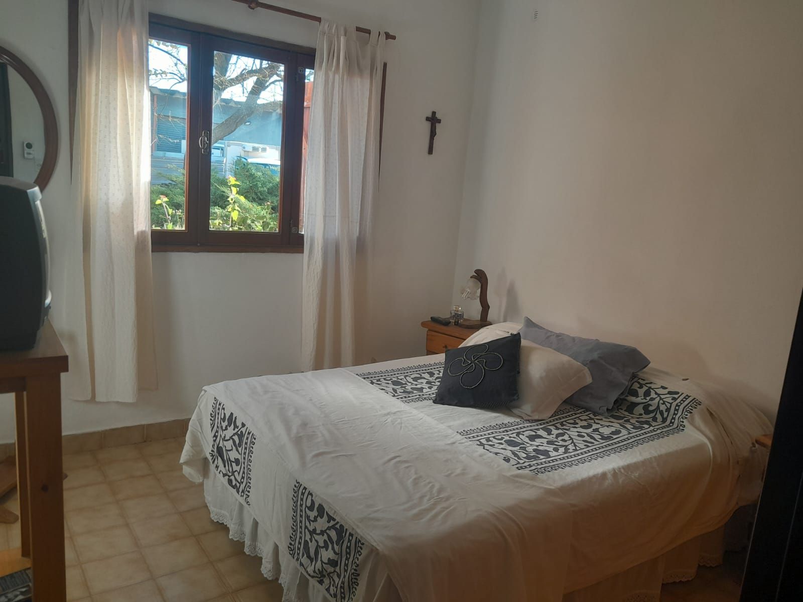 "VENTA" CASA + DEPARTAMENTO - 5