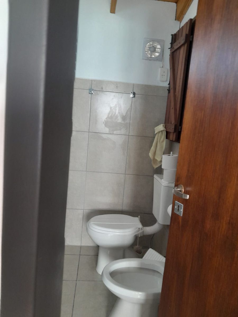"VENTA" CASA + DEPARTAMENTO - 13