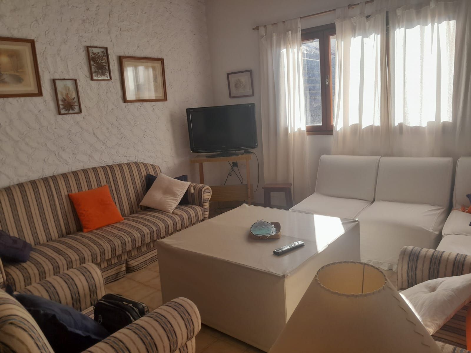 "VENTA" CASA + DEPARTAMENTO - 15