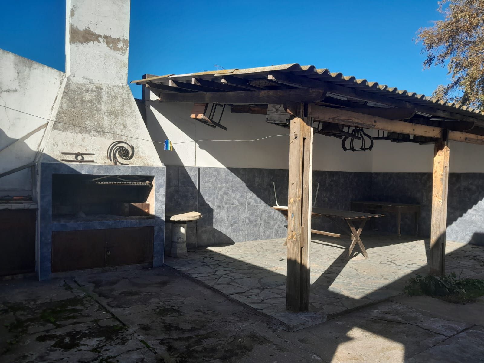 "VENTA" CASA + DEPARTAMENTO - 19