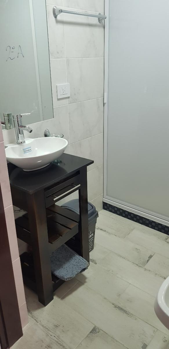 Monoambietne con balcon a 200mt del Hospital italiano — foto 3