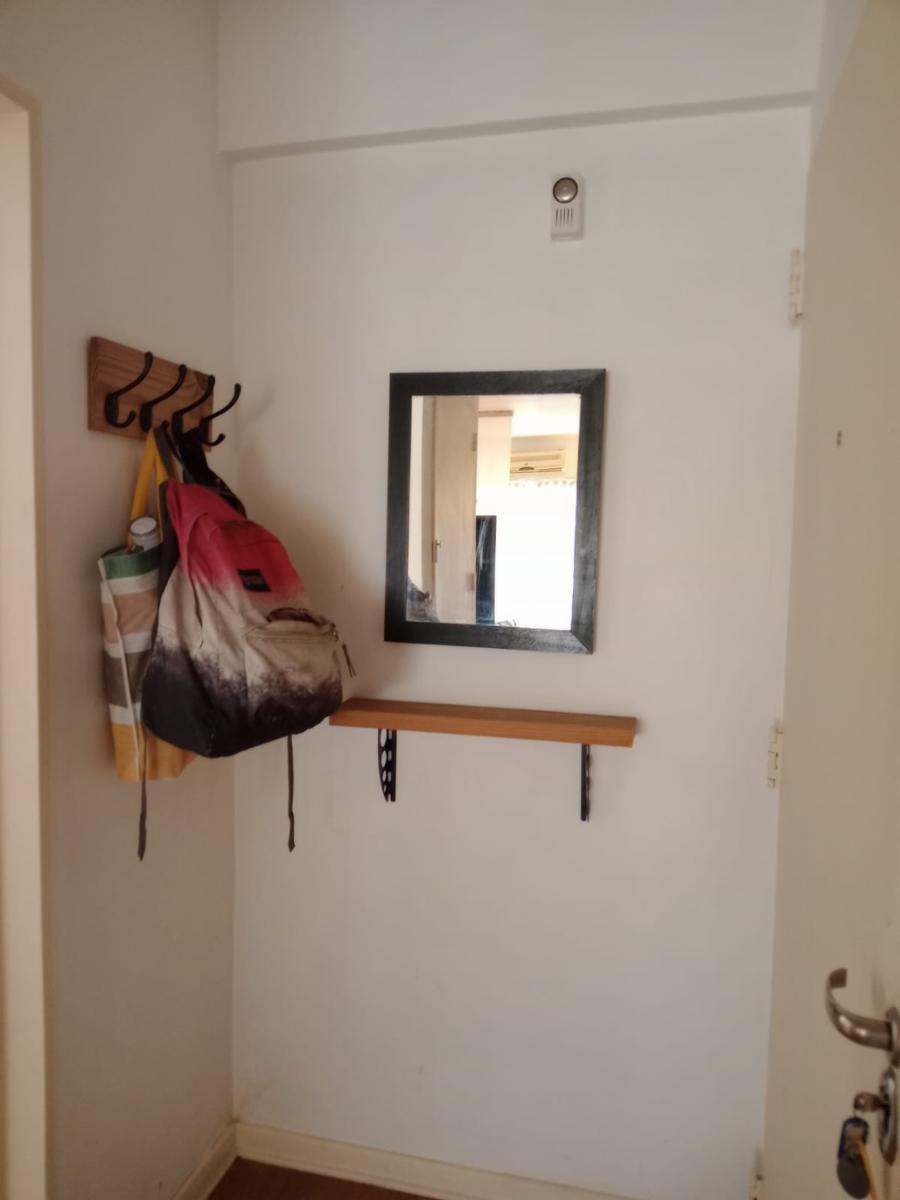 Monoambiente con balcon. Edificio con balcon. — foto 14