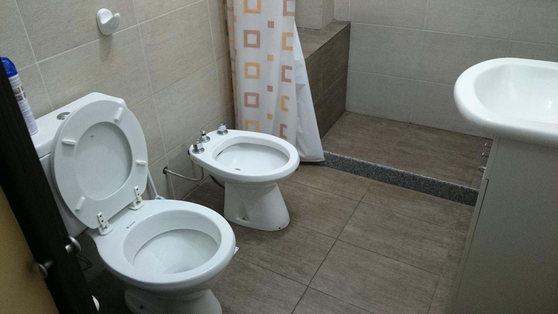 Monoambiente con balcon aterrazado. Fte al Hospital Italiano — foto 4