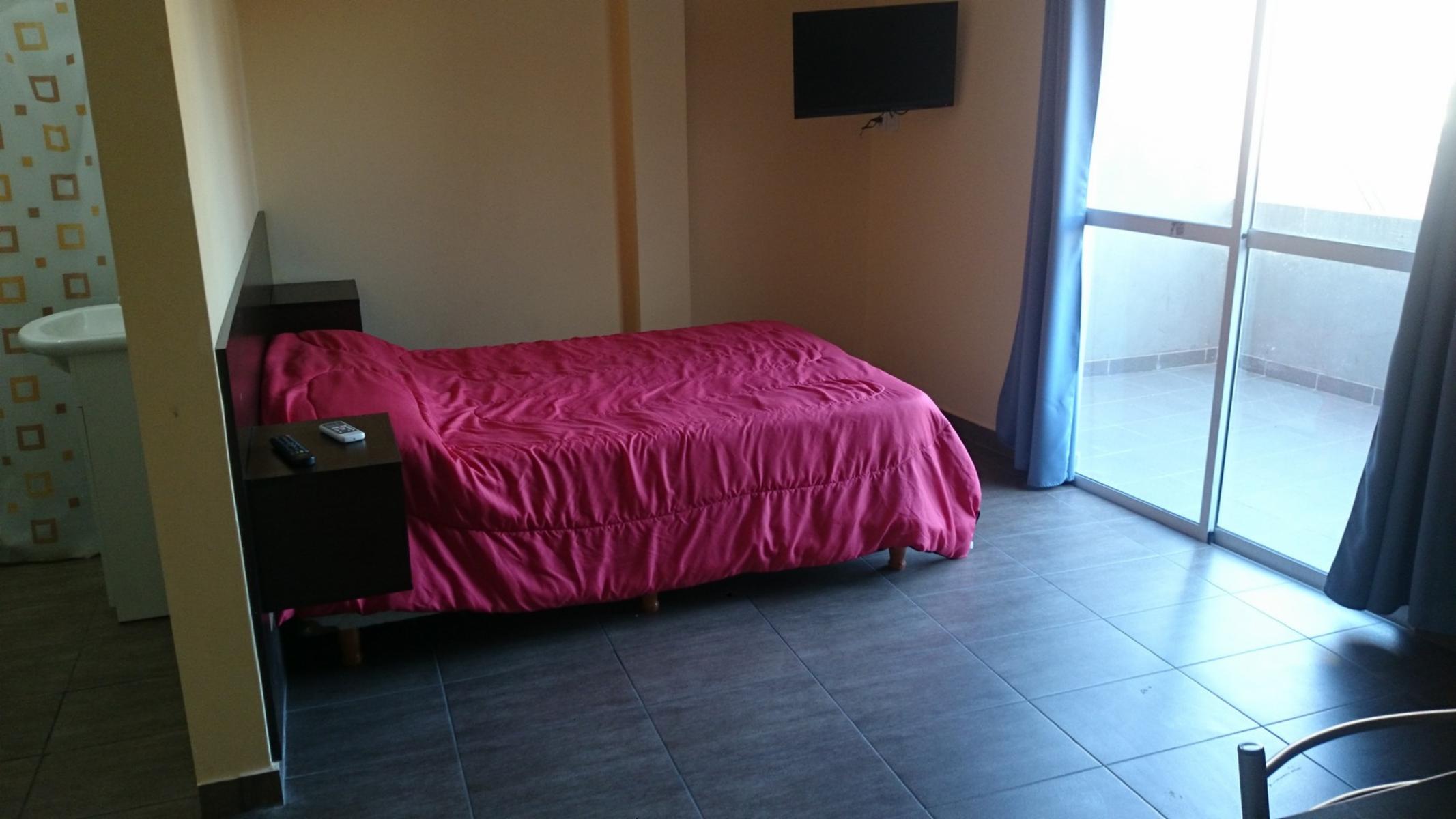 Monoambiente con balcon aterrazado. Fte al Hospital Italiano — foto 6