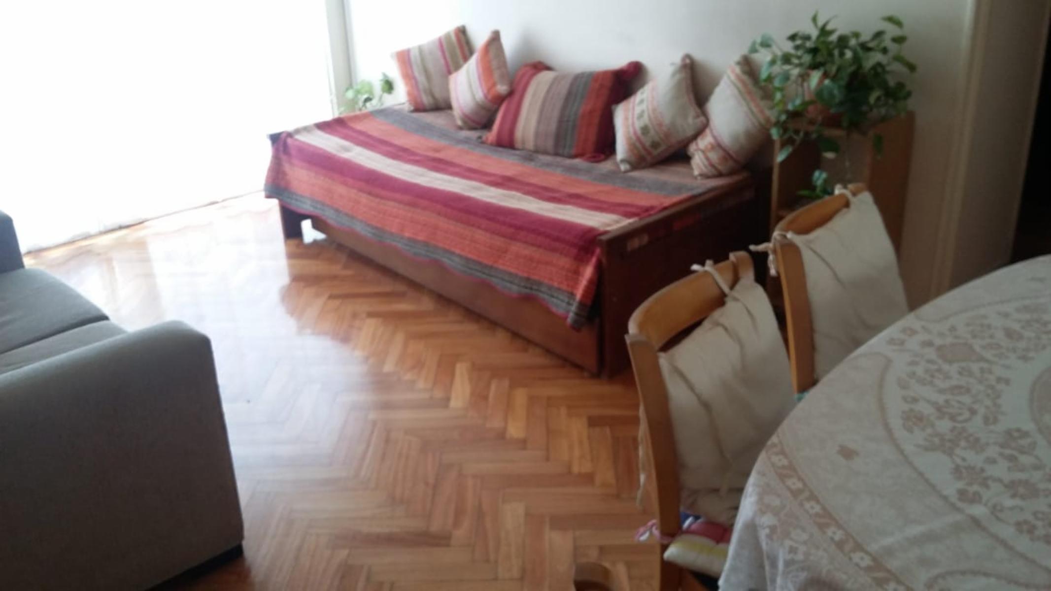 2 ambientes al frente con balcon, a 150mts del Hospital. — foto 2