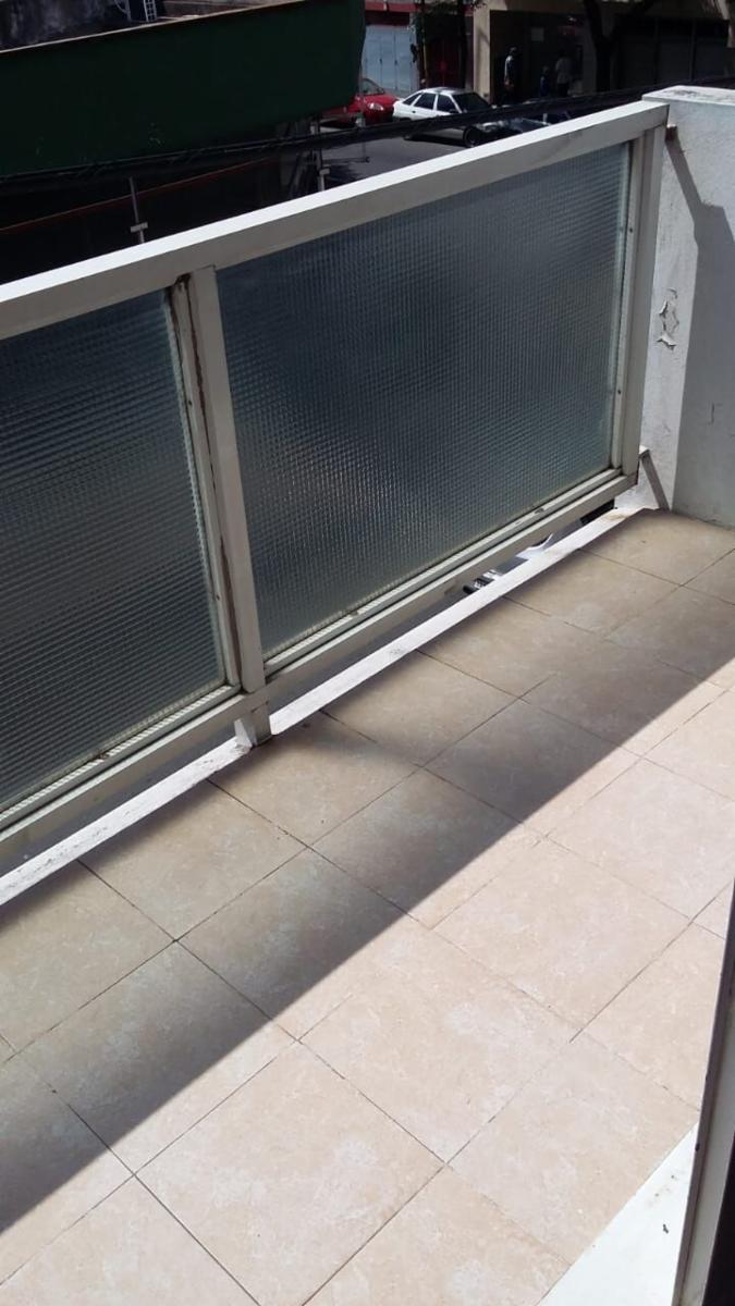 2 ambientes al frente con balcon, a 150mts del Hospital. — foto 5
