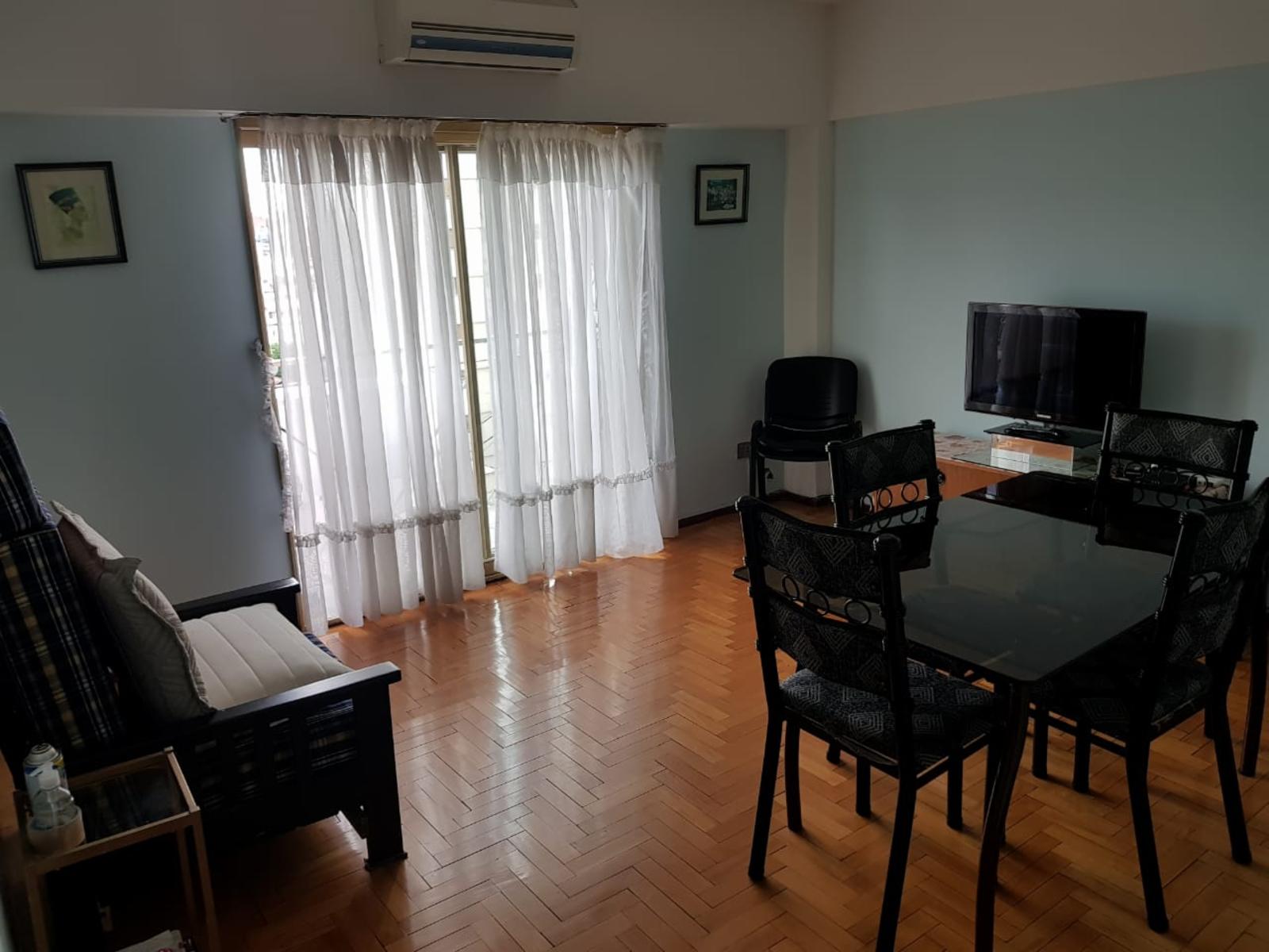 Depto de 3 amb con balcon Corrientes y Medrano — foto 6