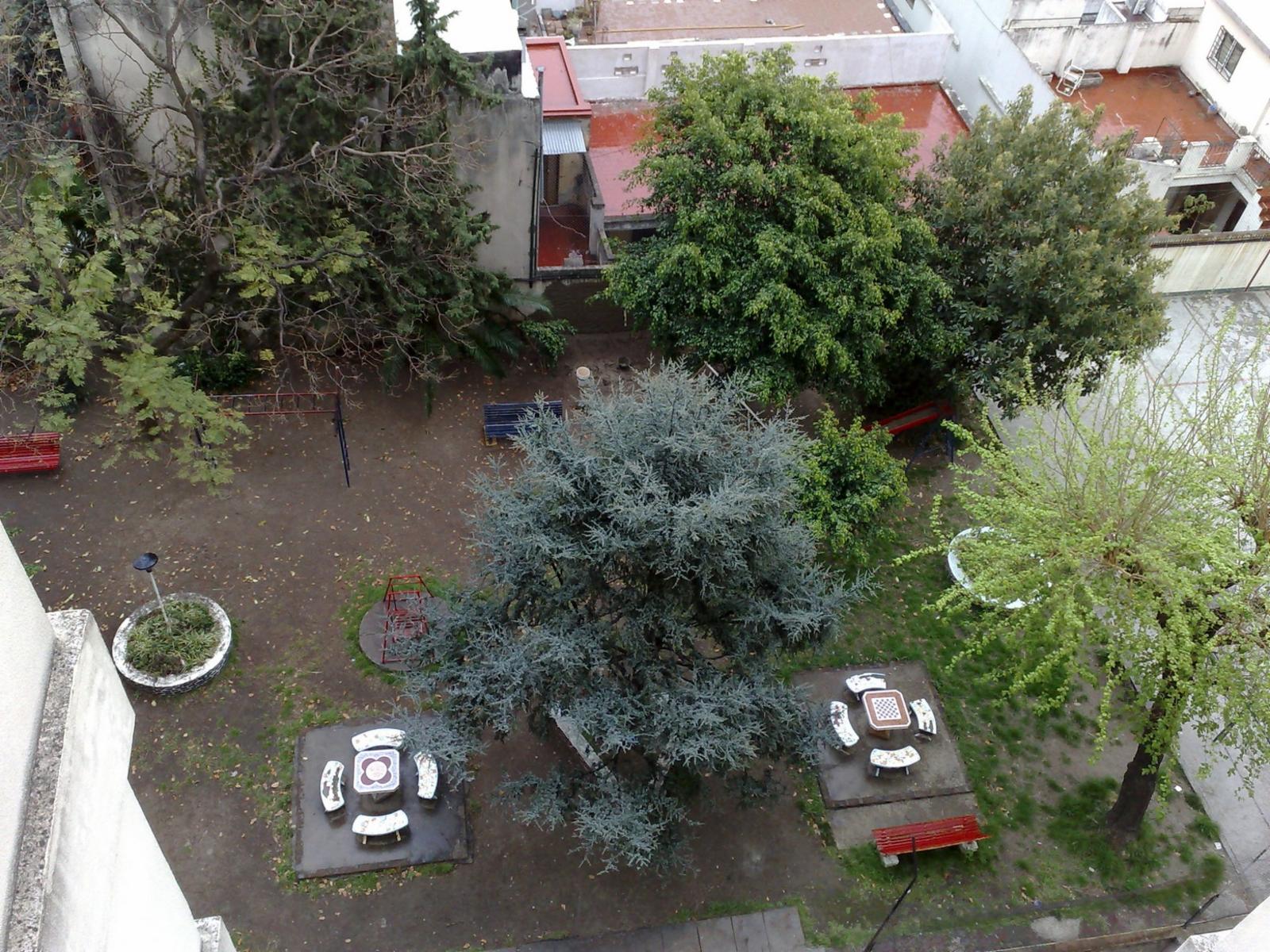 3 ambientens a 5omts del Hospital con seguridad privada nocturna — foto 8
