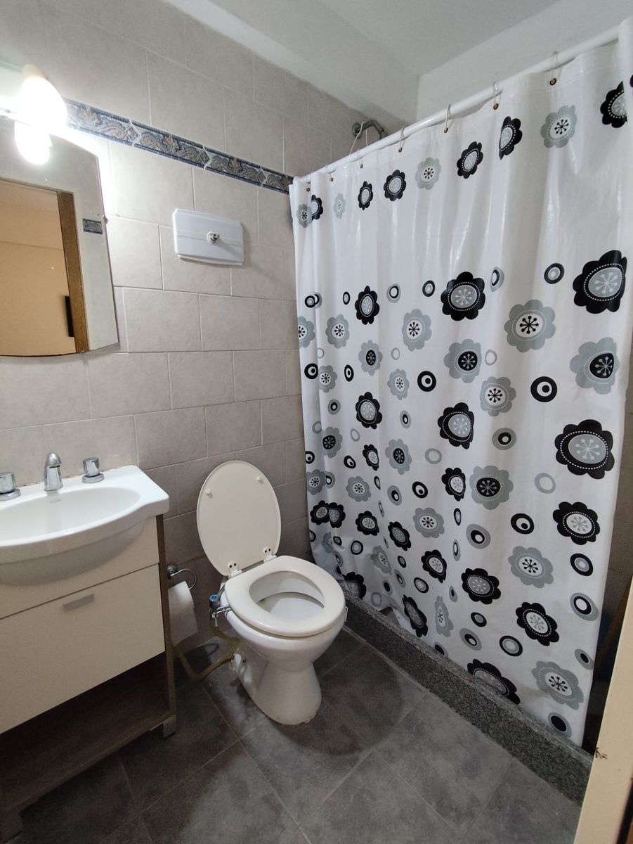 MONOAMBIENTE EN PB A 50MTS DEL HOSPITAL ITALIANO — foto 4