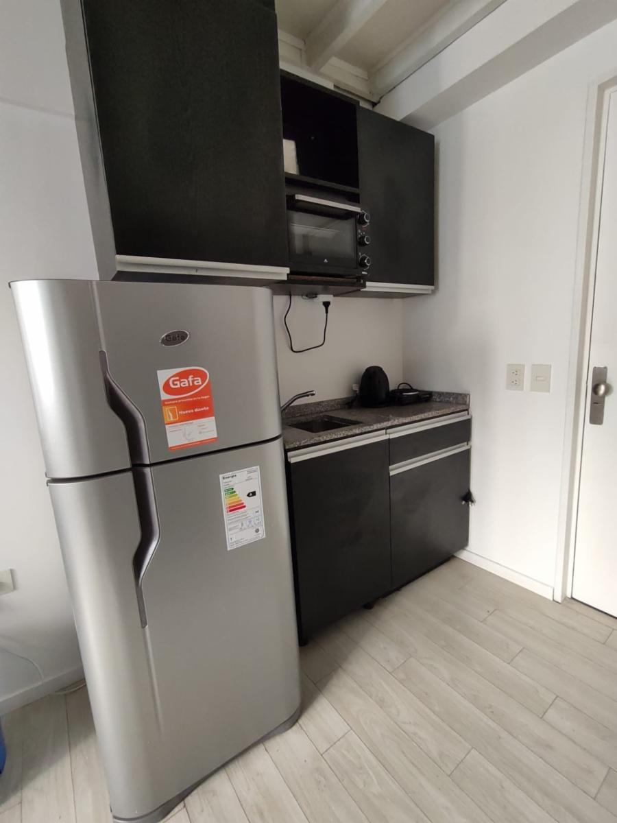 Departamento de 2 amb en Duplex. Frente Hospital Italiano — foto 5