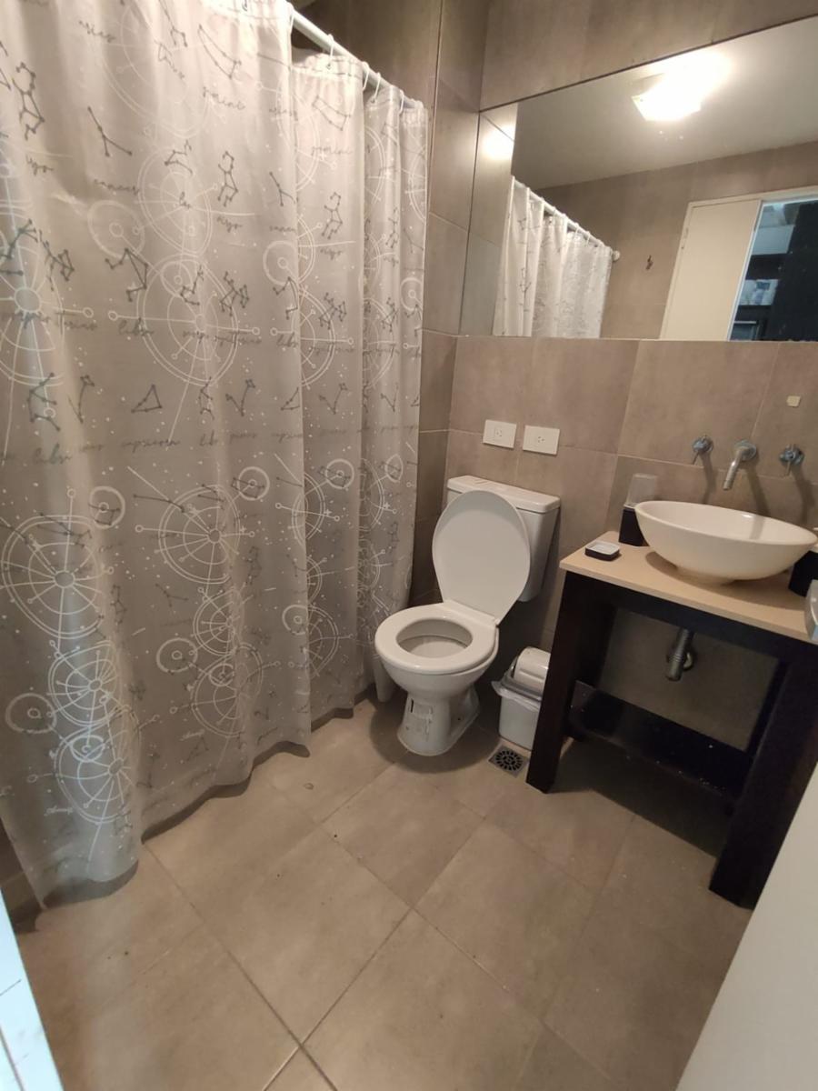 Departamento de 2 amb en Duplex. Frente Hospital Italiano — foto 7