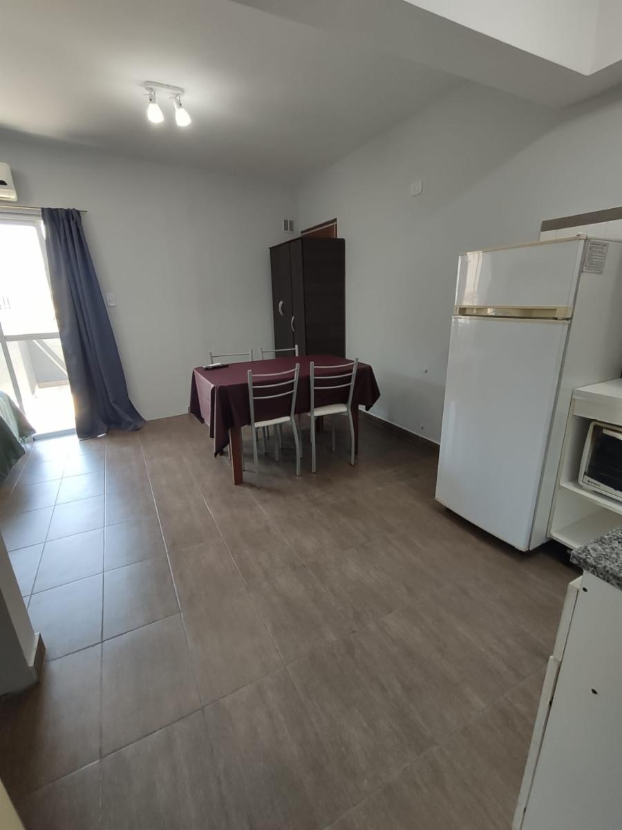 Monoambiente con Balcon Terraza Frente al Hospital Italiano — foto 6