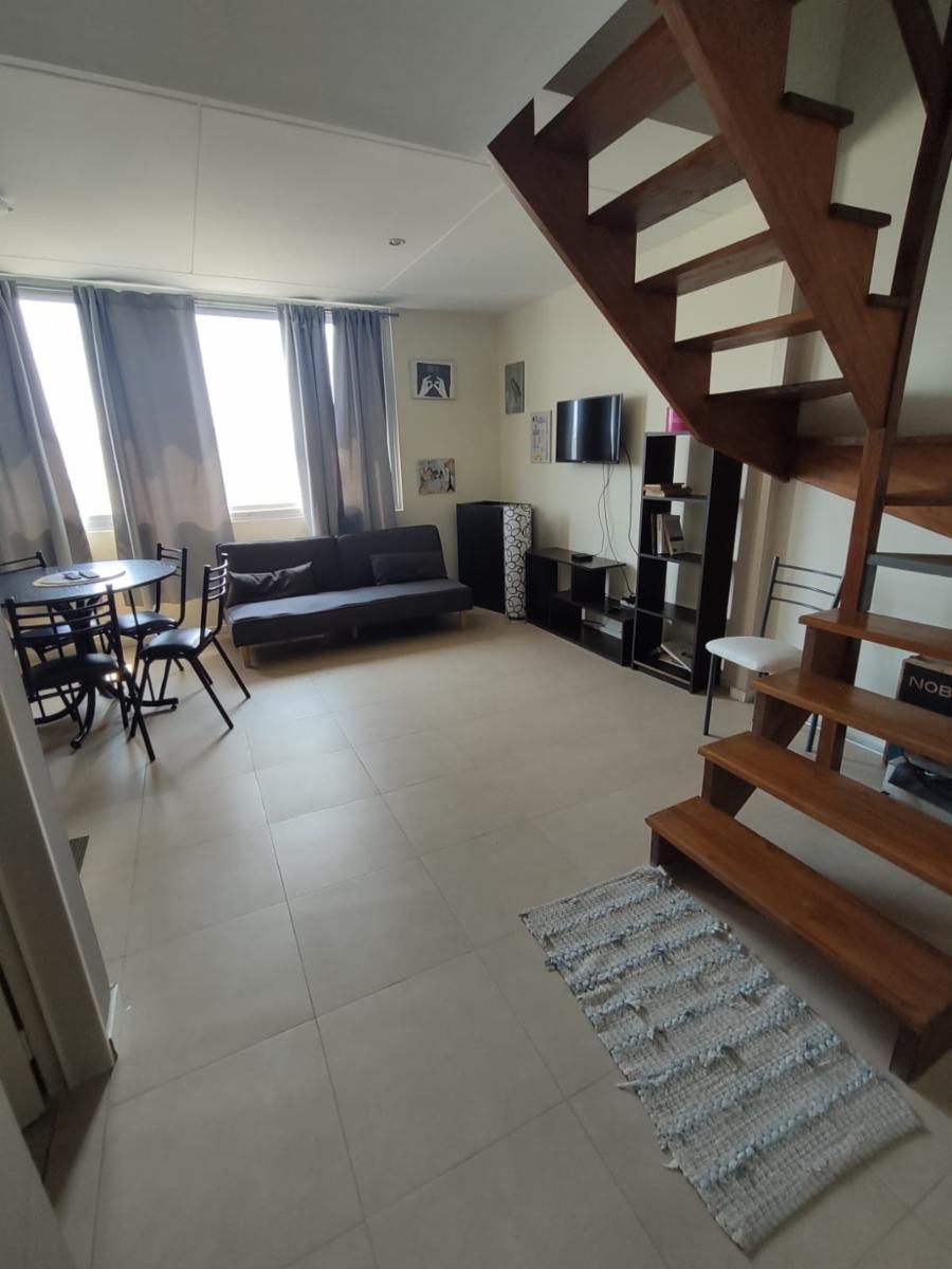 Departamento de 3 Amb en Duplex Fte al Hospital Italiano - 1