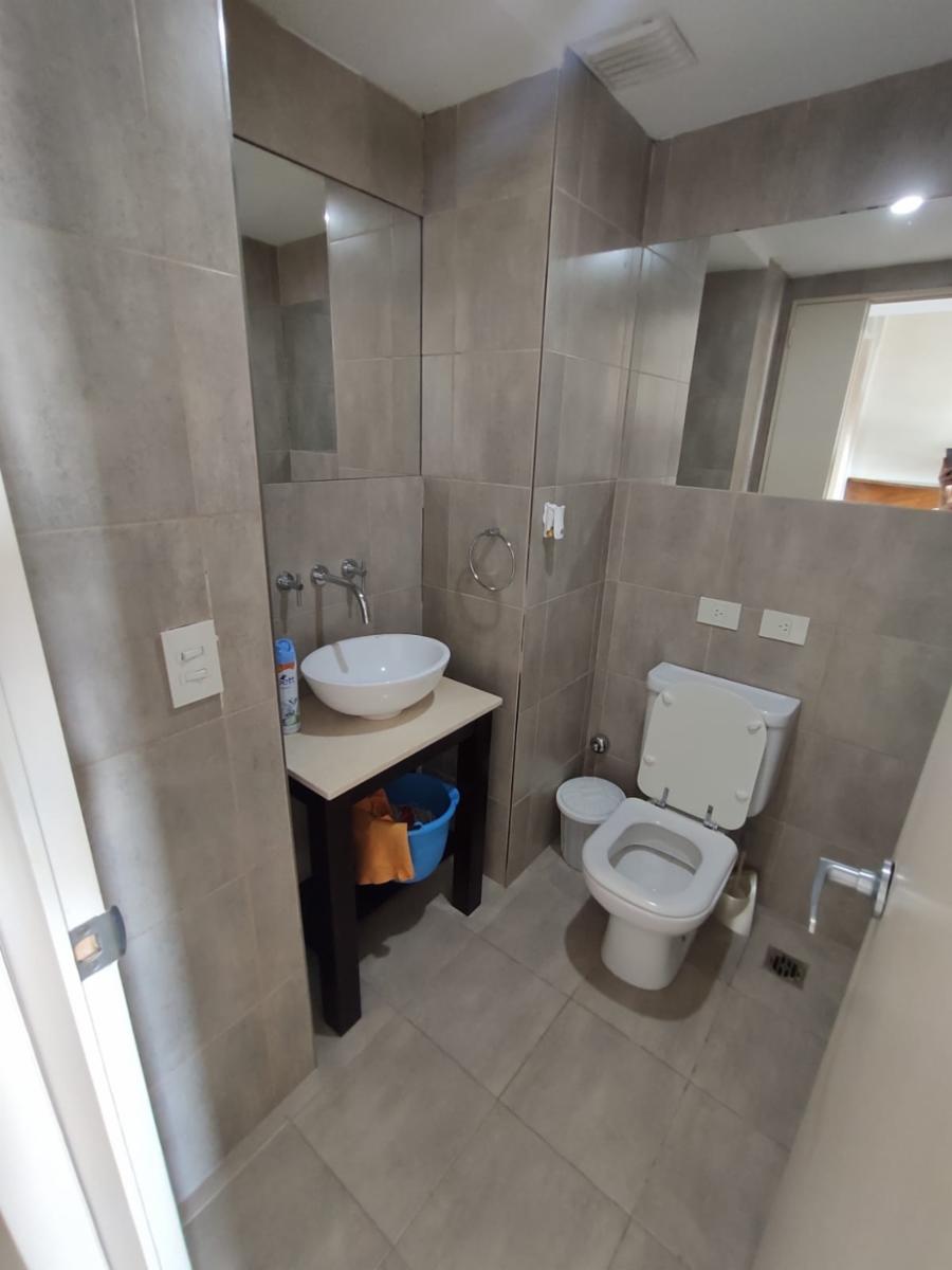 Departamento de 3 Amb en Duplex Fte al Hospital Italiano - 4