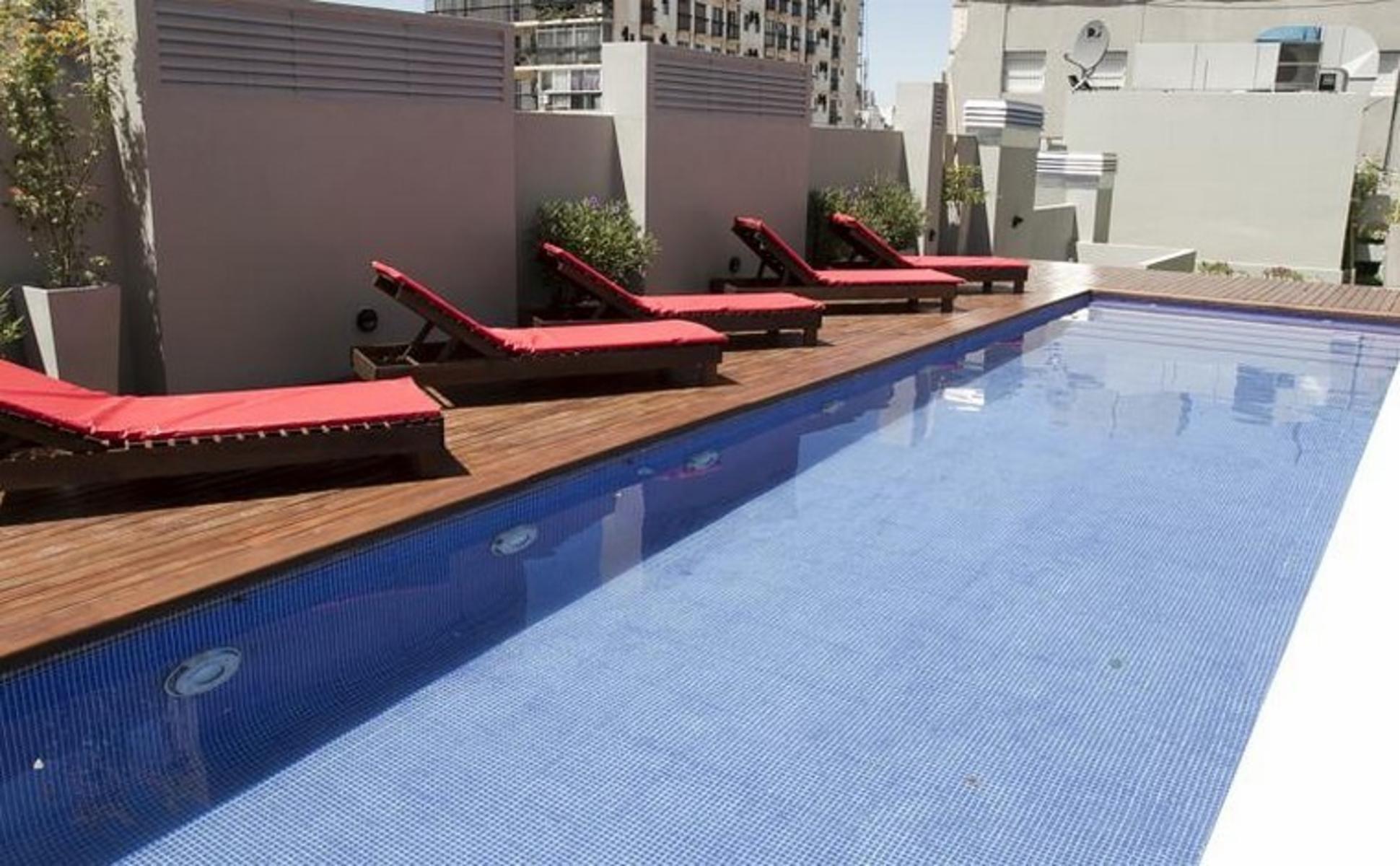 Dos ambientes en duplex frente al hospital — foto 7