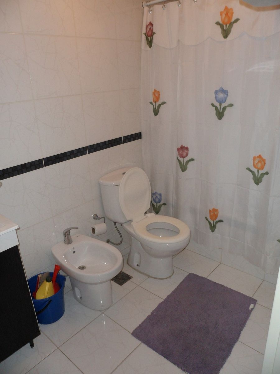 Monoambiente amplio con Balcon Cocina a gas a mts del Hosp Italiano — foto 7