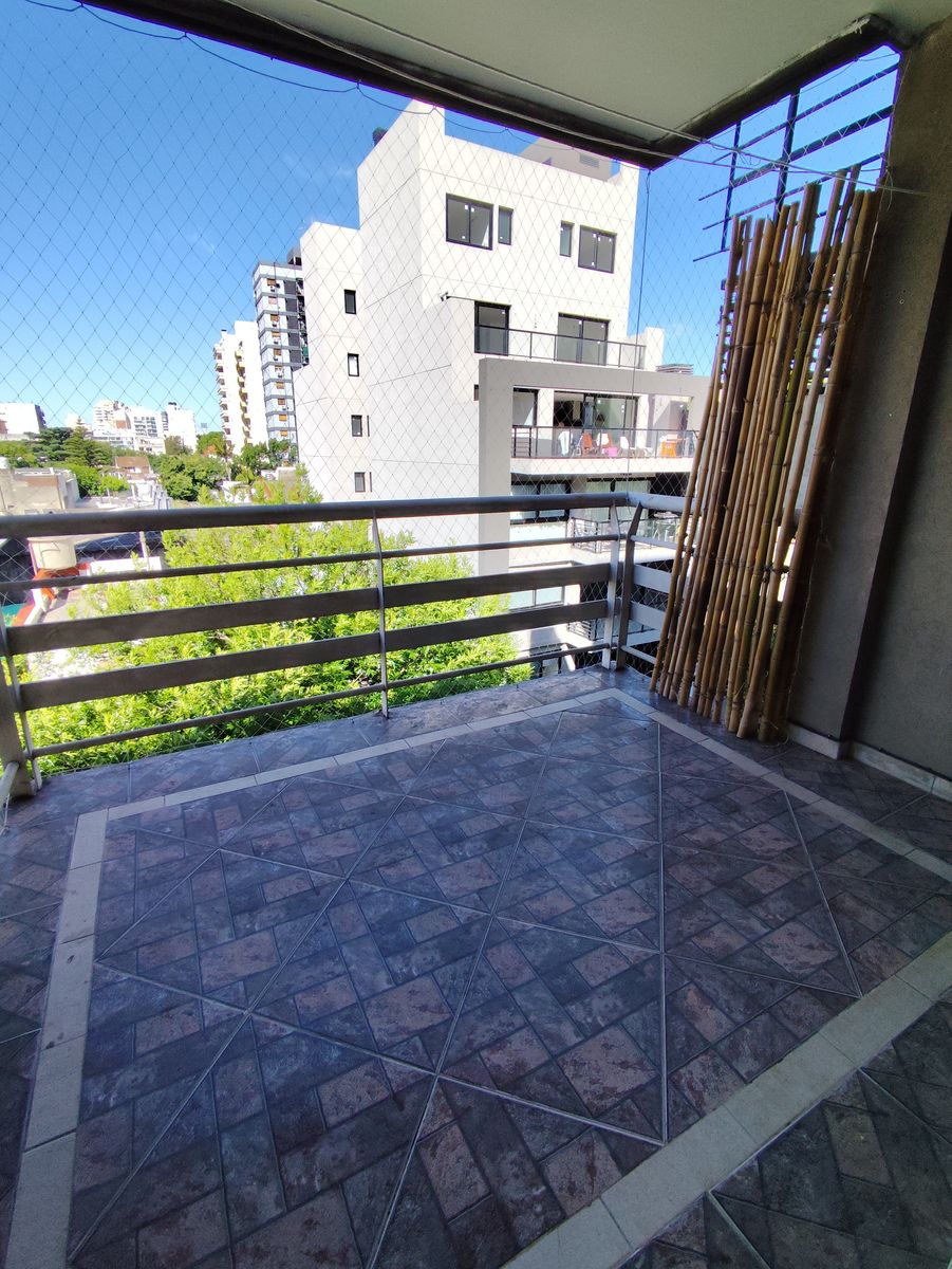 Alquiler Amplio depto de 2 amb con Balcon aterrazado - 6