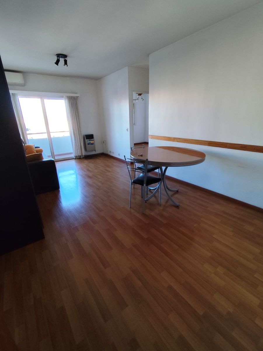 DEPARTAMENTO DE 2 AMB CON BALCON. EDIFICIO CON AMENITIES - 2