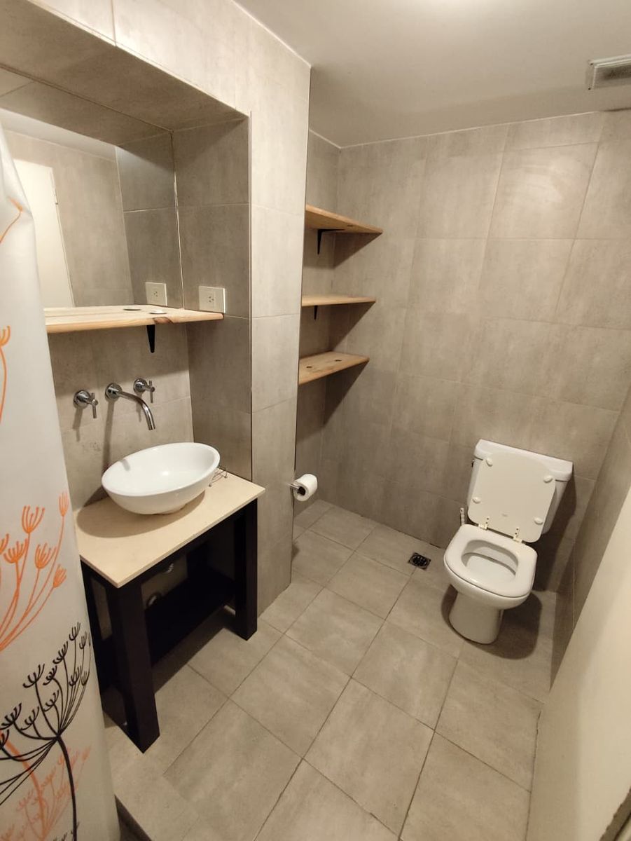 Departamento De 3 Amb En Duplex Con Terraza Propia 2 Baños Edificio De Categoria Frente Al Hospital Italiano - 8